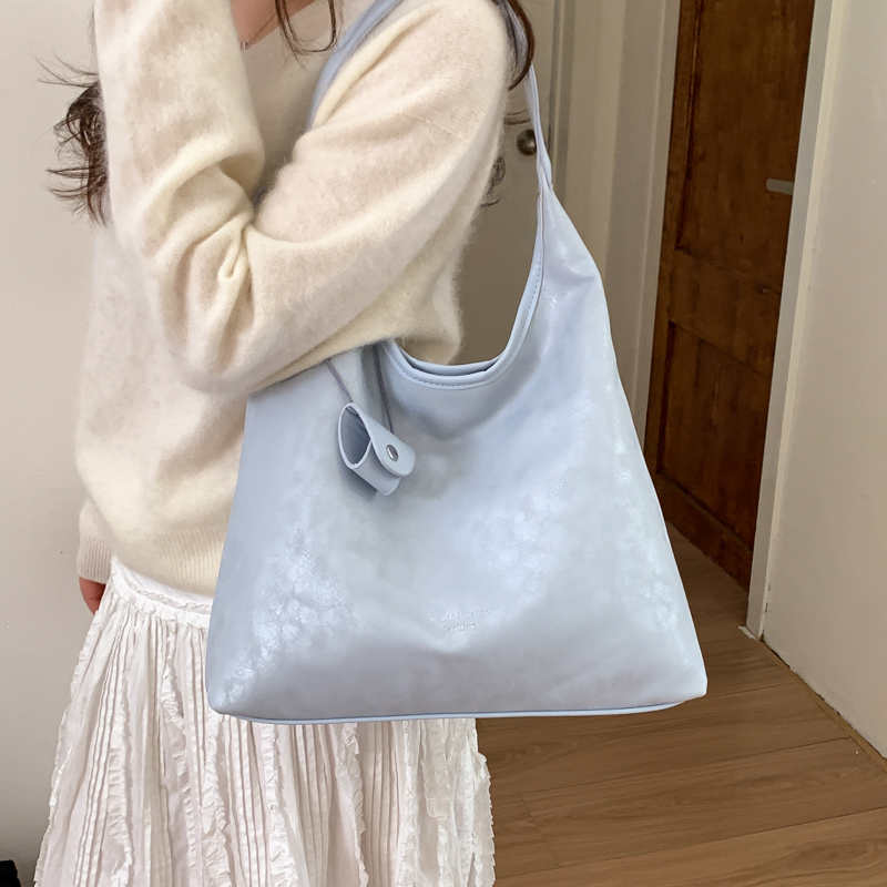 กระเป๋าหนังเทียมสำหรับผู้หญิง  - Luxury Bags Quiet บทวิจารณ์และราคา